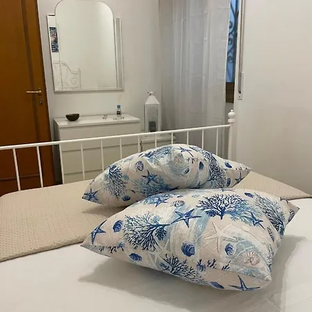 Apartment La Casa Di Ele Rome