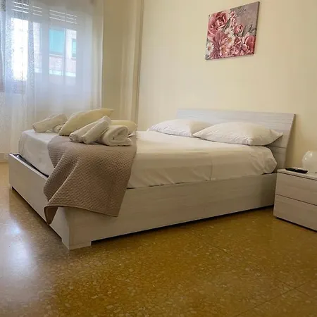 La Casa Di Ele Apartment *